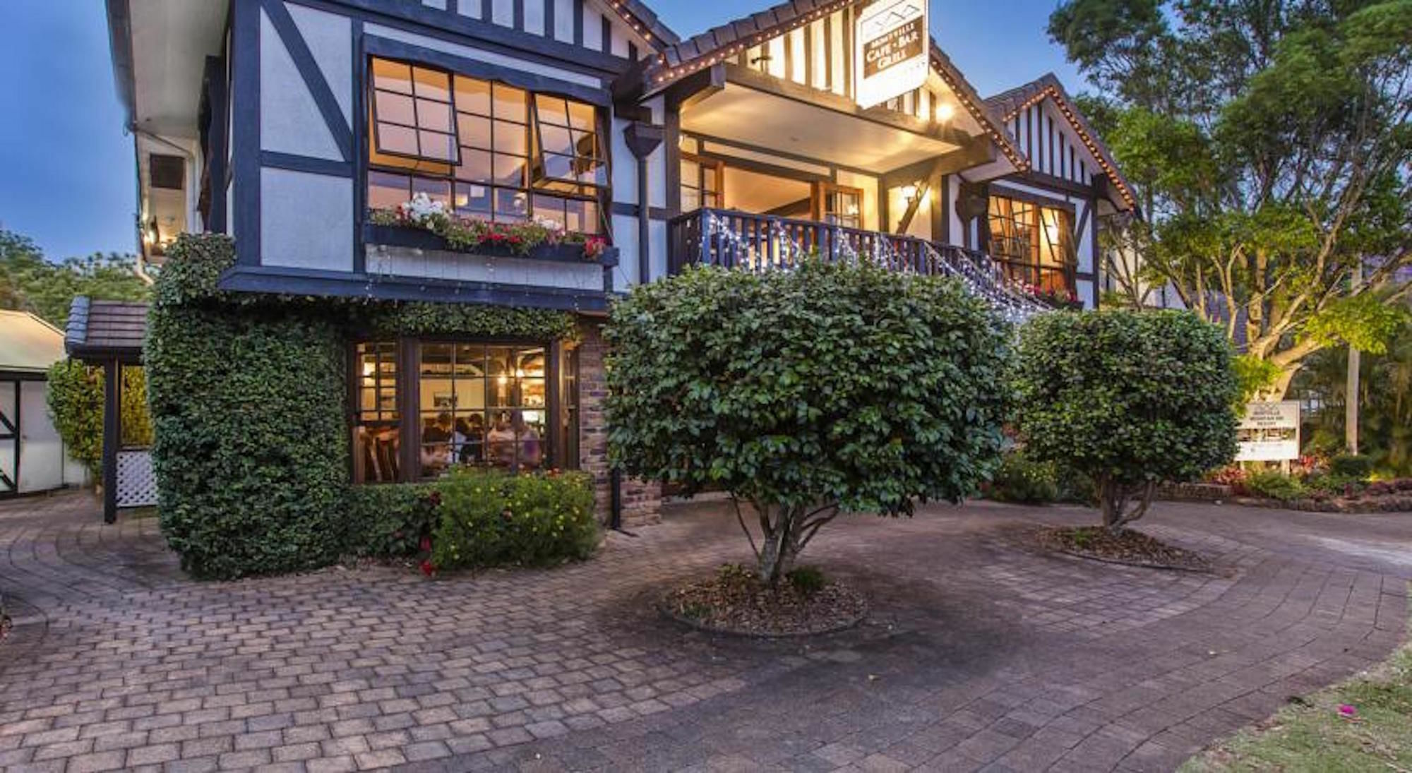 Montville Mountain Inn Exterior photo